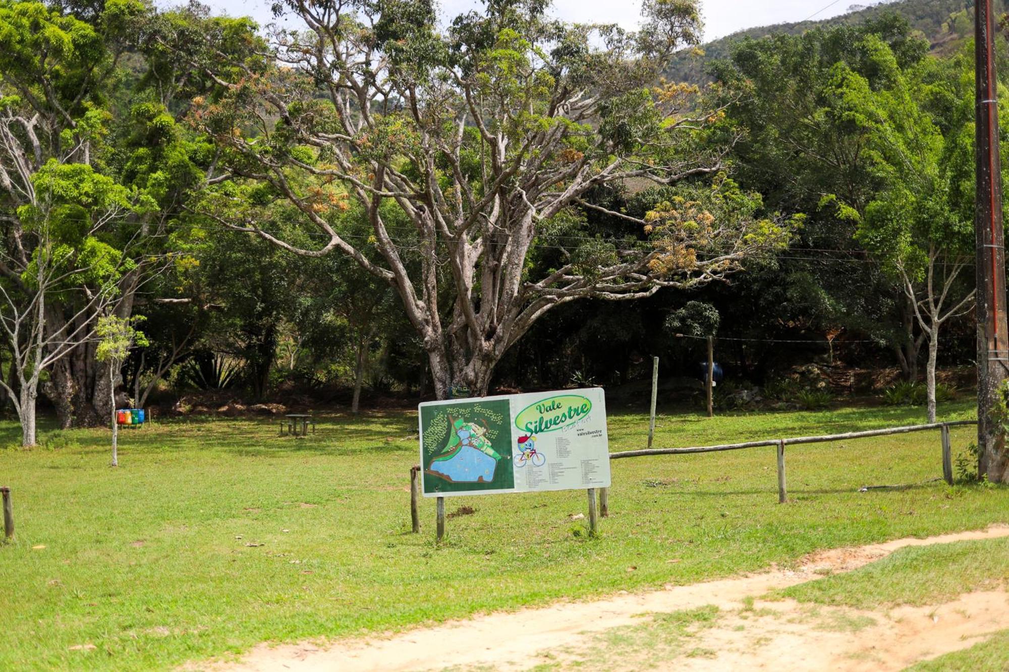 Vale Silvestre Eco Park Hotel Governador Valadares Exterior foto